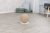 Klösboll på platta för katt