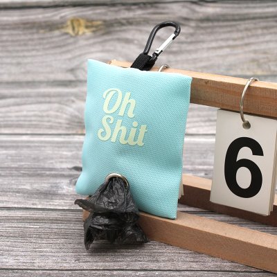 Zoom bild av Bajspåsehållare Tyg Oh Shit, 11 x 9 cm, tre färger