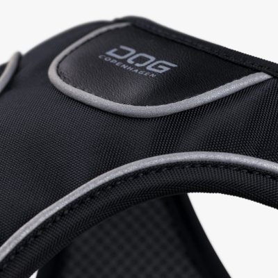 Zoom bild av Comfort Walk Go™ Sele Svart Black DOG Copenhagen