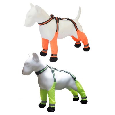 Zoom bild av Hundskor med hängslen, reflexer, två färger neongrön neonorange regnskor höga skor hund hundskor hängselskor med remmar