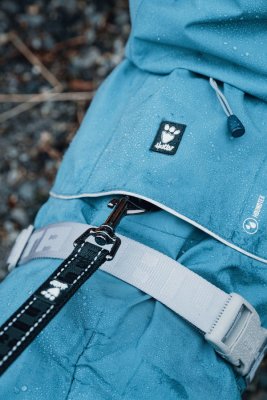 Zoom bild av Hurtta Monsoon regntäcke Blackberry