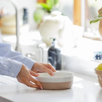 Zoom bild av Mason Cash Keramikskål Heart Paw Vit beige bowl hundskål kattskål matskål vattenskål keramik stilren tidlös snygg