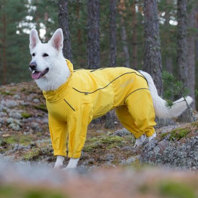 Zoom bild av rukka protect overall yellow gul hundoverall regnoverall regntäcke hund regnställ vattentätt justerbart