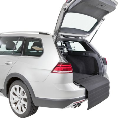 bilskydd hundskydd bil bagageskydd bagageutrymme kofångarskydd hund i bil biltransport hund hundar golvkrokar vikbart svart poly