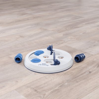 Zoom bild av aktiveringsspel hundaktivering aktiveringsleksak belöningspussel hundpussel aktivitet belöning godisgömma trixie