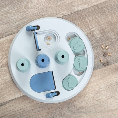 Zoom bild av Trixie Dog Activity Flip Board XXL, Nivå 2, ø 28 cm hundleksak hundspel hundpussel aktiveringsleksak hund blå grön ny färg