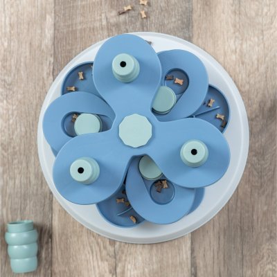 Zoom bild av Trixie Dog Activity Flower Tower, Nivå 3, ø 30×13 cm hundleksak hundpussel aktivitetsleksak aktivitetsspel hundspel blå grön