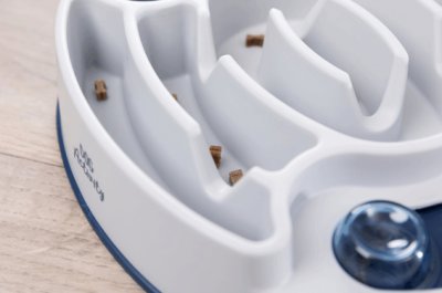 Zoom bild av Dog Activity Slide & Feed, Nivå 1, 30 × 27 cm