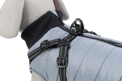 Zoom bild av hundtäcke hundjacka inbyggd sele vadderad höstjacka vinterjacka hundväst grå svart reflex