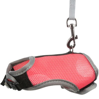 Zoom bild av sele koppel mjuk sele softsele mesh polyester marsvin iller smådjur gnagare grön blå röd trixie