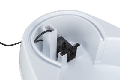 Zoom bild av vattenfontän trixie curved för katt liten hund cirkulerande vatten automatisk tystgående fontän husdjur fräscht rinnande vatten