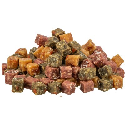 Zoom bild av hundgodis hundsnacks belöningsgodis vegan vegetariskt veganskt kuber med frukt vegetabilier trixie cubes